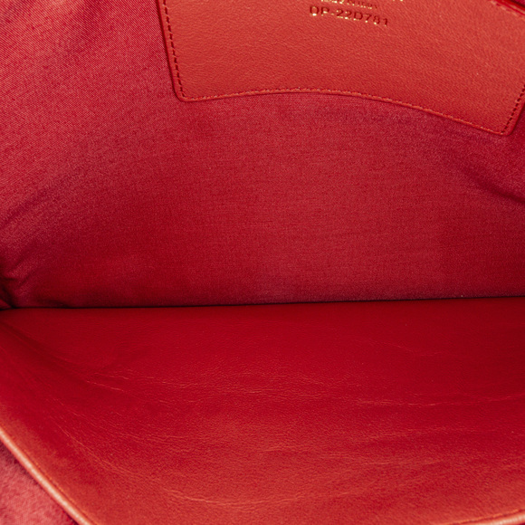 Pre-Loved Ferragamo Gancini Clutch - Picture 5 of 9